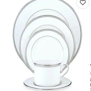 Lenox Murray Hill 5 piece place settings (2)